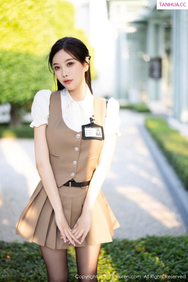 杨晨晨 sugar小甜心CC [XiuRen]高清写真图 2023.08.08 No.7202 杨晨晨Yome 美臀黑丝第5张图片